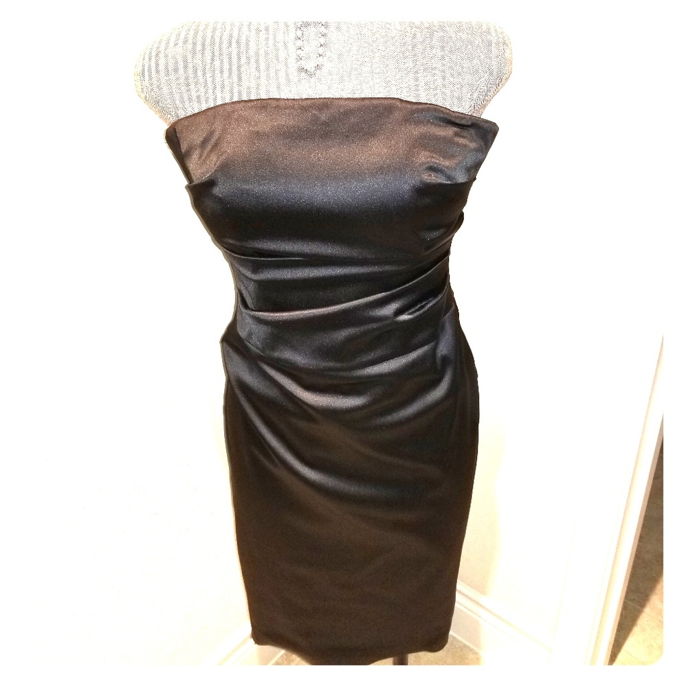White House Black Market Dress - size 00